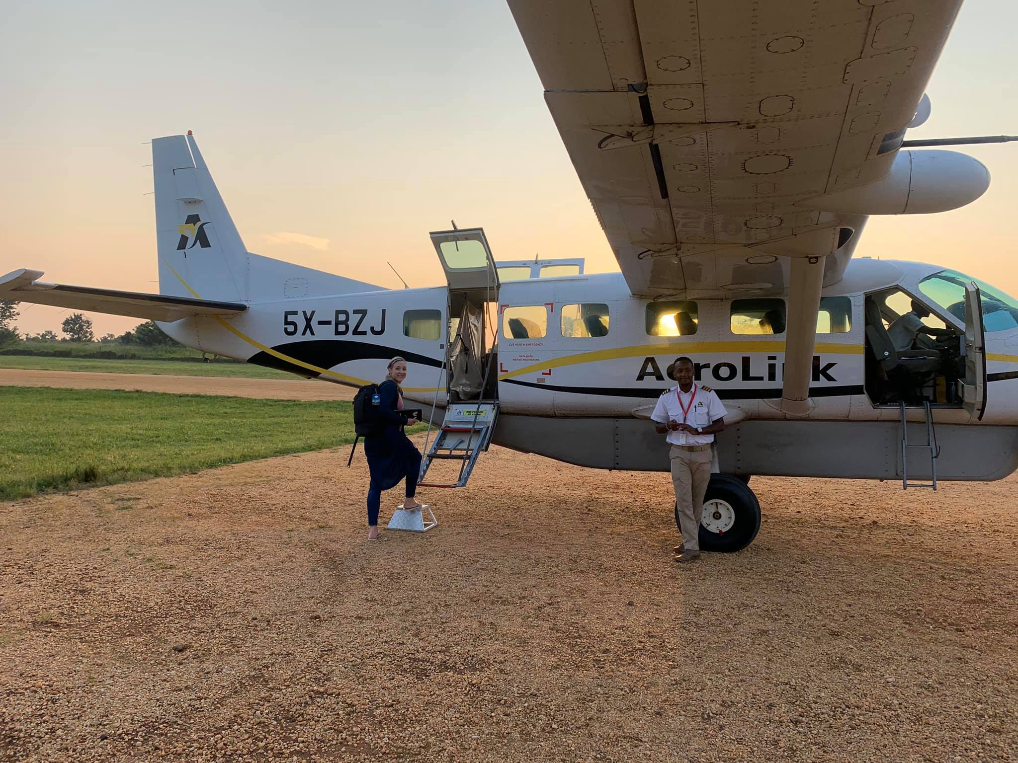 5-Day Fly-in Gorilla Trek Tour and BIG 5 Wildlife Safari