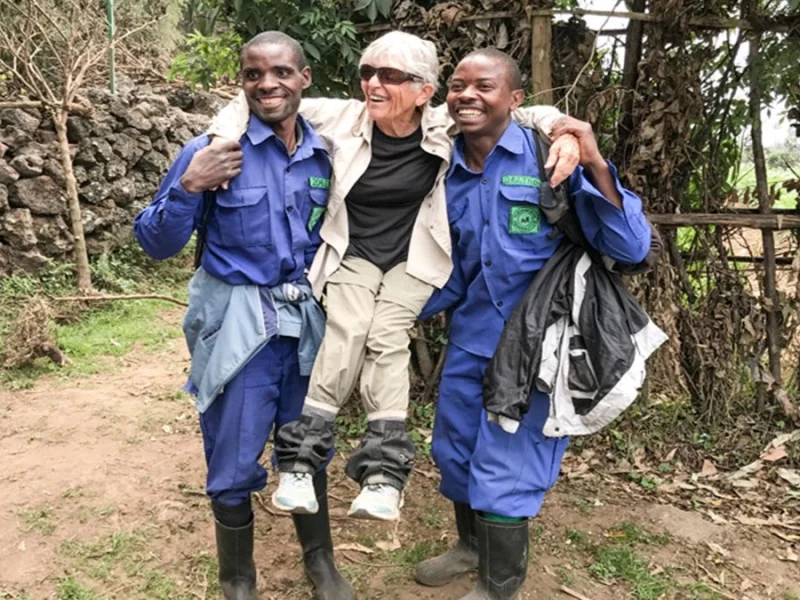 Roles of Porters in Gorilla trekking uganda Roles of Porters in Gorilla trekking